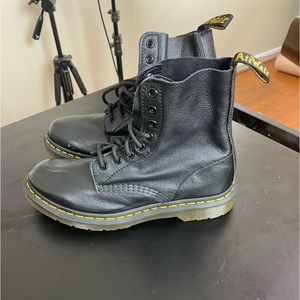 Dr. Martens size 7.5 BRAND NEW!!